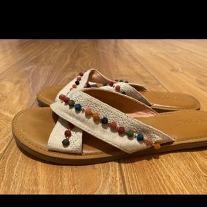 Toms sandals